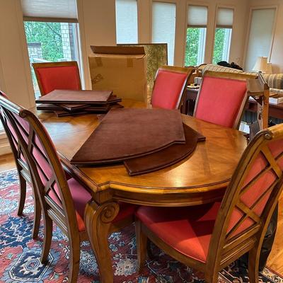 Lexington Furniture Southern Living Solid Wood Oval Dining Table with Six Chairs (DR-KL)