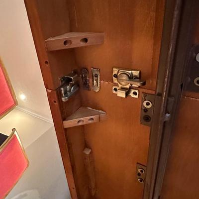 Lexington Furniture Southern Living Solid Wood Oval Dining Table with Six Chairs (DR-KL)