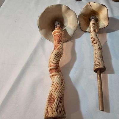 Feeders & Yard Decor  (L-JS)