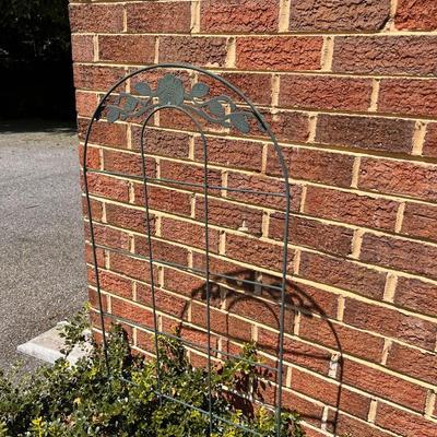 Lot of 3 Decorative Arched Trellises