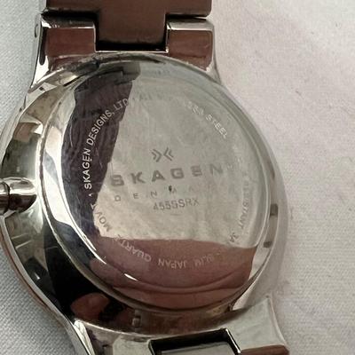 Ladies Watches (PB2-RG)