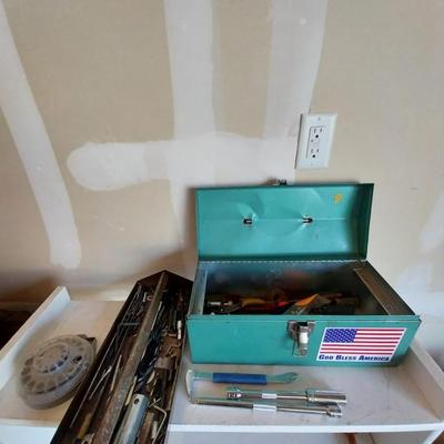 , METAL TOOLBOX WITH SOME HAND TOOLS