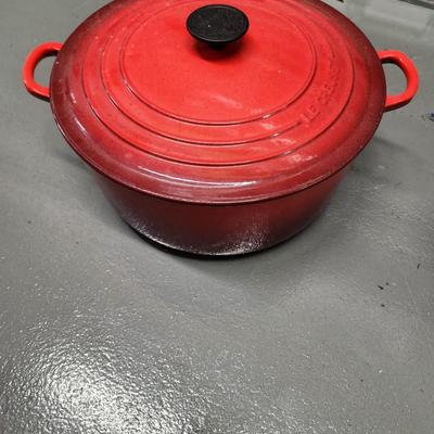 Pots / Dutch Ovens