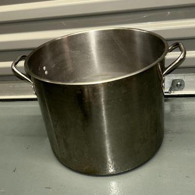Stainless Steel Pots and Mixing Bowls
