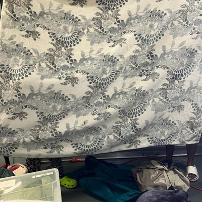Air Mattress with 2 blankets