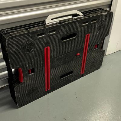 Keter Folding Table