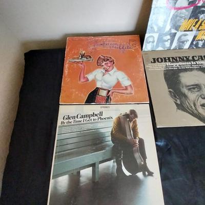 JOHNNY CASH, GLEN CAMPBELL AND OTHER VINYL RECORD ALBUMS