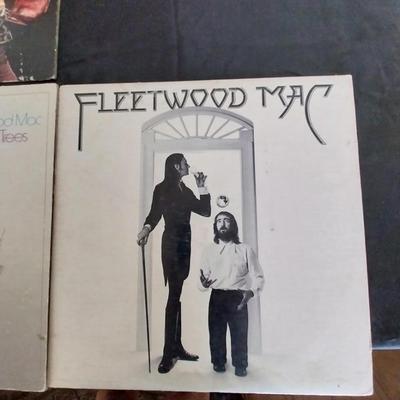FLEETWOOD MAC, NEIL DIAMOND AND OTHER VINYL RECORD ALBUMS