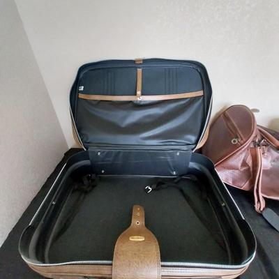 SOFT SIDED SUITCASE AND DUFFLE BAGS
