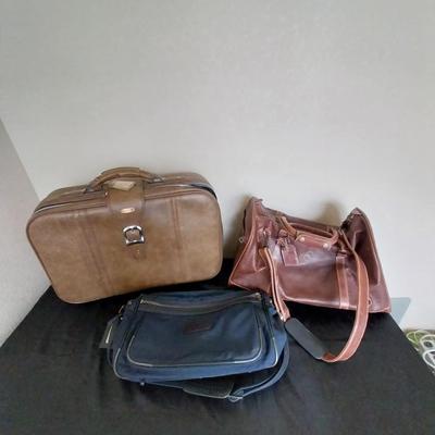 SOFT SIDED SUITCASE AND DUFFLE BAGS