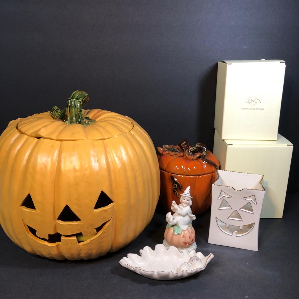 LOT 108M Lenox Halloween & More
