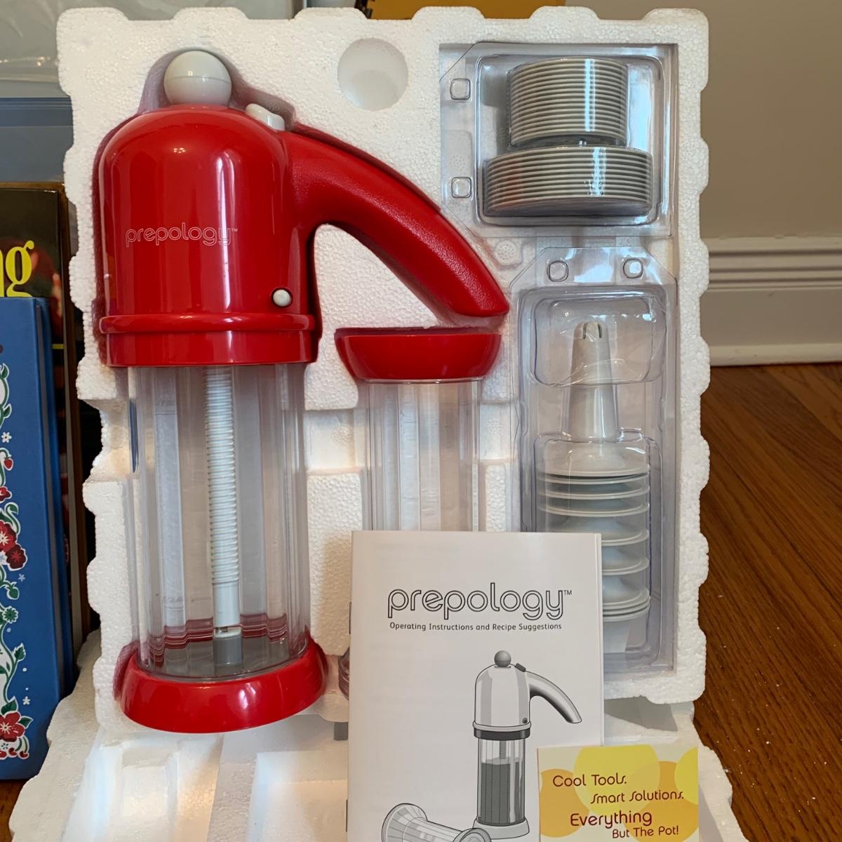 LOT 181R New QVC Prepology Cookie Press/ Cake Decorator Battery