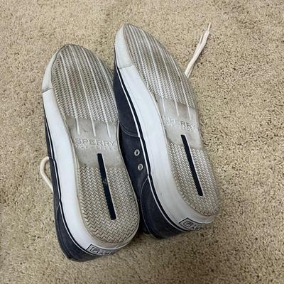 Menâ€™s Shoes Size 11 (PC1-MG)