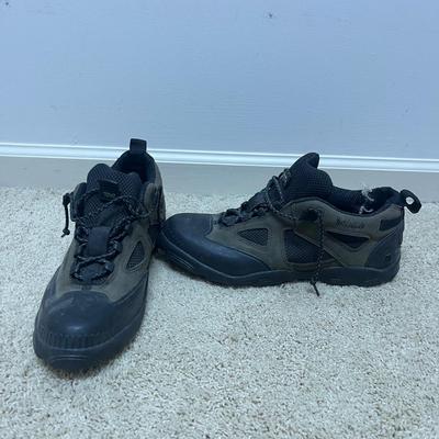 Menâ€™s Shoes Size 11 (PC1-MG)