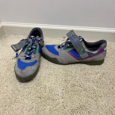 Menâ€™s Shoes Size 11 (PC1-MG)