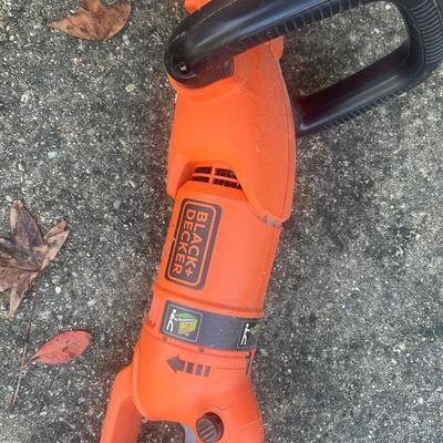 Black and Decker 24 inch hedge trimmer