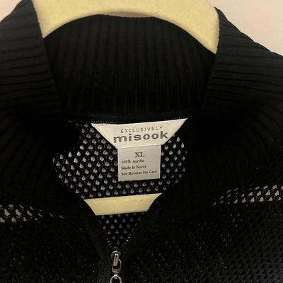 Collection of Womenâ€™s Tops, Size XL, incl. Some New w/ Tags (PC1-MG)