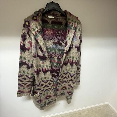 Womenâ€™s Sweaters & Jackets Size M, Incl. Pendleton Wool & More (EW-MG)