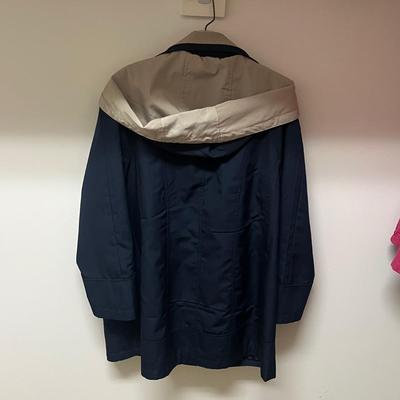 Ladies Coldwater Creek, Marmot Jackets & More, Size M (EW-MG)