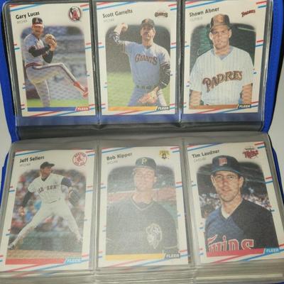 Baseball Cards Lot (100+ cards)