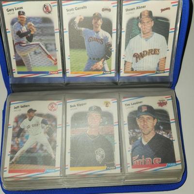 Baseball Cards Lot (100+ cards)