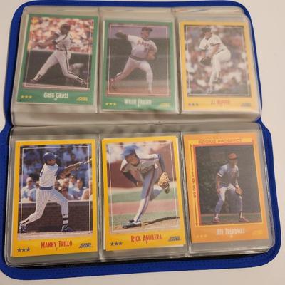 Baseball Cards Lot (100+ cards)