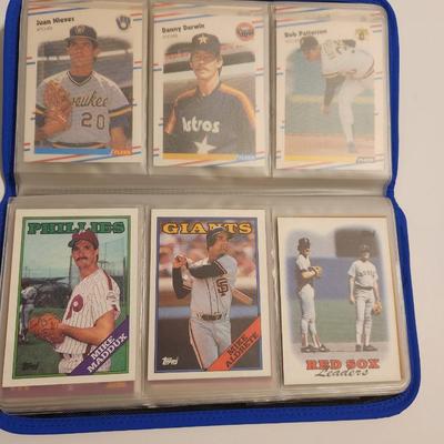 Baseball Cards Lot (100+ cards)