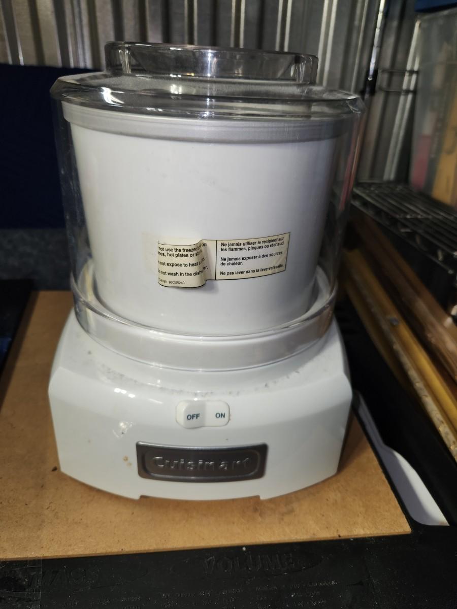 Cuisinart Frozen Yogurt Ice Cream Maker