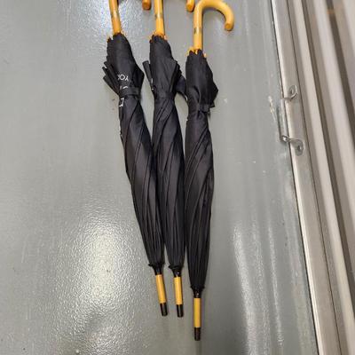 Umbrellas Lot (4)