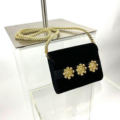 435 MINAMANN Silk Wrap with Crushed Velvet Gold Coin Purse with Rope Gold Strap