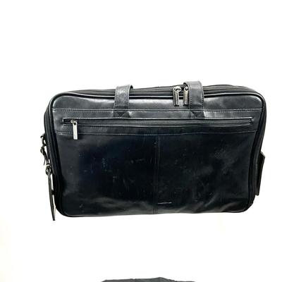 441 Kenneth Cole Black Leather Briefcase/Laptop Bag with Dust Cover and Strap