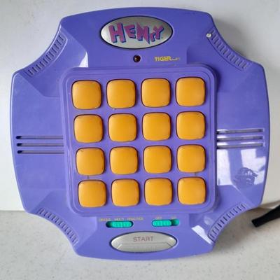 Vintage electronic handheld games - Catch phrase - Henry - and Little Professor