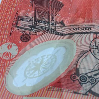 Australia and its territories 20 bill note legal tender.
