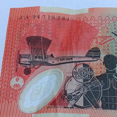 Australia and its territories 20 bill note legal tender.