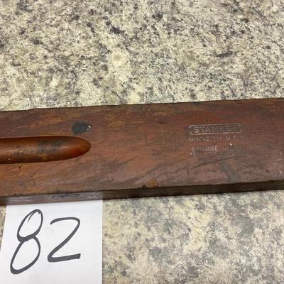Vintage Genuine Cherry Level