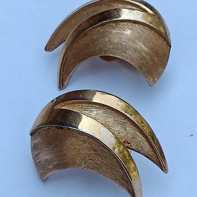 Assortment of Earings Tifari - B.S.K. - and others