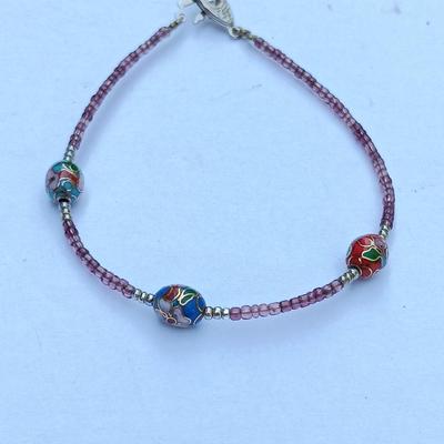 Beatiful vintage Jewelry pieces - pendants - pins - Hat pins