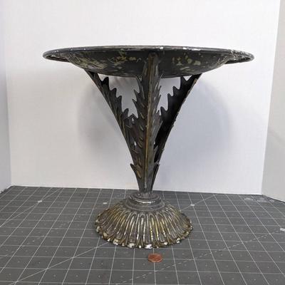 High Pedestal Candy Dish Round