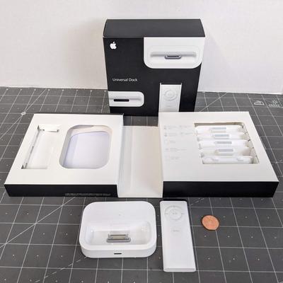 Apple Universal Dock