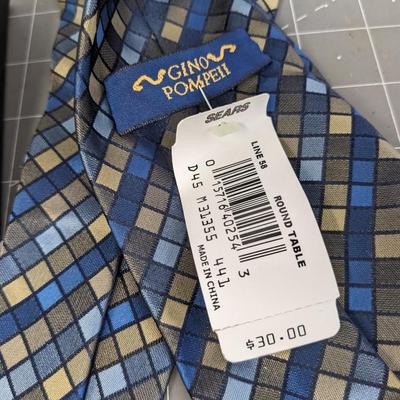 Gino Pompeii Tie Set