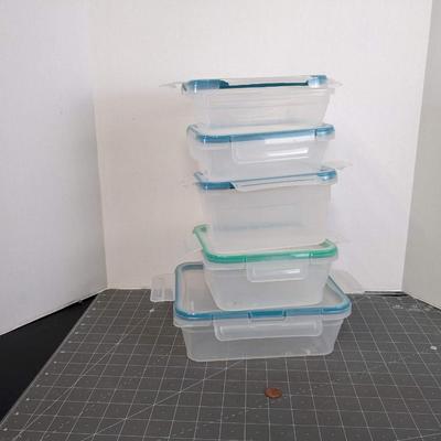 Tupperware Set