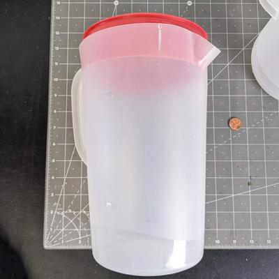 Rubbermaid Pitchers