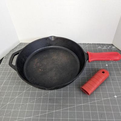 Cast Iron Pan