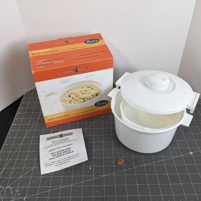 Microwave Rice Cooker