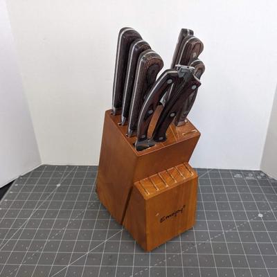 Knife Set with Wooden Block