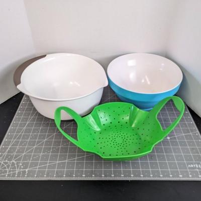 Mixing Bowls 