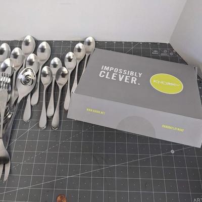 Knork Flatware