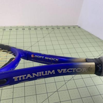 Tennis Racquet - Wilson Titanium Vector
