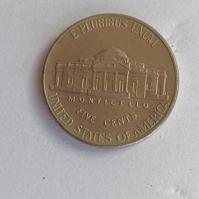 Two collectible nickels Lewis & Clark return to Monticello and Commemorative coin