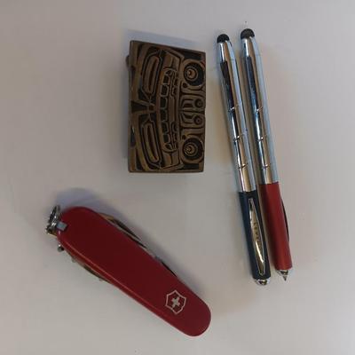 Rainbow metals hand cast solid Bronze buckle with Levenger ink pens and Officier Suisse knife